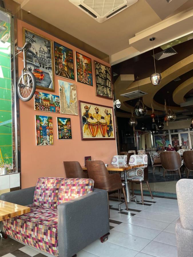 Hotel Havana Loznica Eksteriør billede