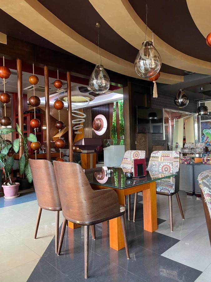 Hotel Havana Loznica Eksteriør billede
